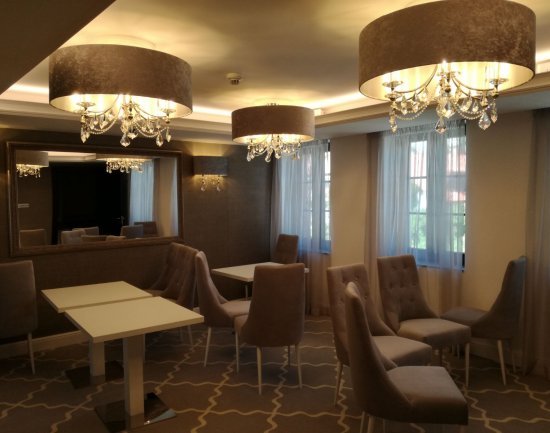 Hotel Paloma - svítidla, elektroinstalační materiál